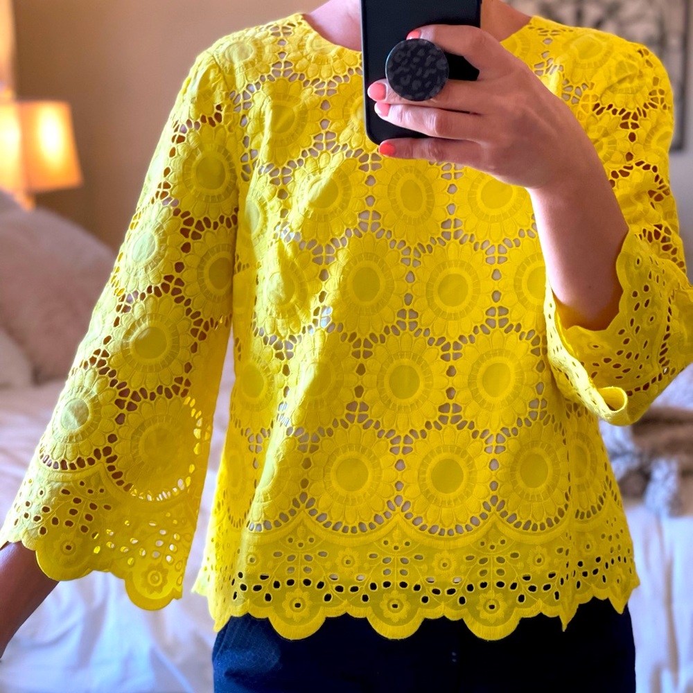 New Lilly Pulitzer Mariella Yellow Top size Small